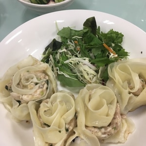 ゆず塩入りチキン餃子　薔薇巻きバージョン